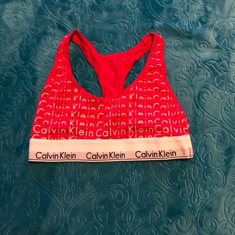 Calvin Klein red sports bra size s
